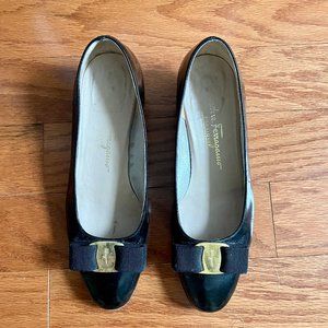 Ferragamo Round-toe Heels